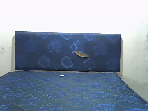 Snapshot of Spice202 chatting on September 2025 02:28:02 PM Spice202 online show from September 2025 02:28:02 PM