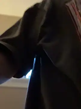 lukeychew online show from October 2025 01:01:02 PM