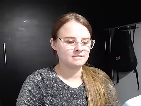 Snapshot of HellenMiyer1111 chatting on February 2025 11:25:02 PM HellenMiyer1111 online show from February 2025 11:25:02 PM