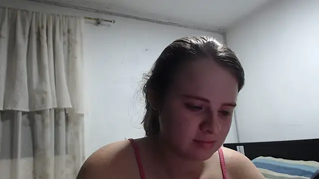 Snapshot of HellenMiyer1111 chatting on October 2025 02:58:02 PM HellenMiyer1111 online show from October 2025 02:58:02 PM