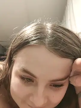 Snapshot of HellenMiyer1111 chatting on October 2025 08:07:01 PM HellenMiyer1111 online show from October 2025 08:07:01 PM