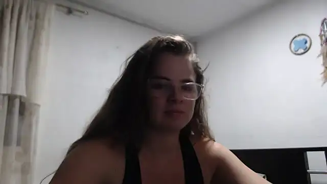 Snapshot of HellenMiyer1111 chatting on October 2025 04:48:02 PM HellenMiyer1111 online show from October 2025 04:48:02 PM