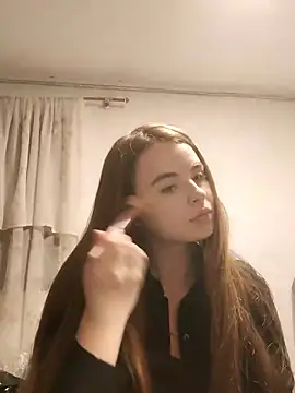 Snapshot of HellenMiyer1111 chatting on October 2025 09:35:02 PM HellenMiyer1111 online show from October 2025 09:35:02 PM