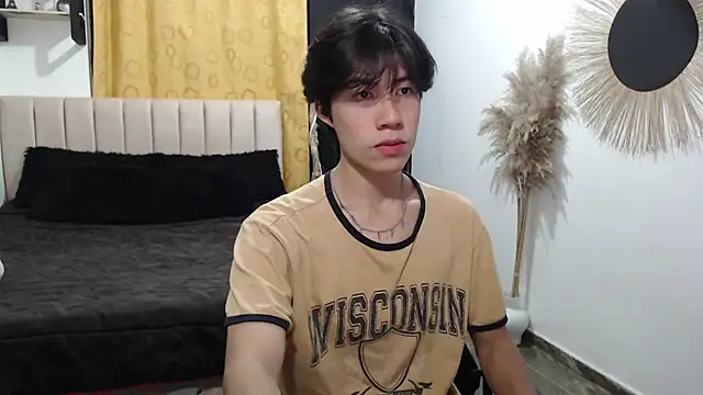 Elio-cam online show from February 2026 01:35:02 AM