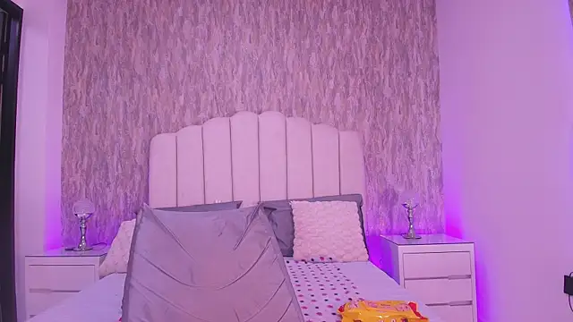 raven lilith  online show from March 2026 03:41:02 AM