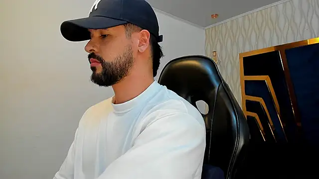 Petesevans online show from September 2025 11:15:02 PM