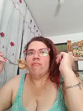 Snapshot of karlythoth@xh chatting on September 2025 05:02:01 PM karlythothxh online show from September 2025 05:02:01 PM