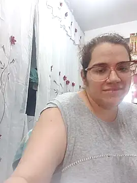 karlythothxh online show from November 2025 05:24:02 PM