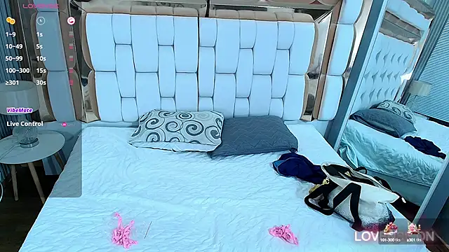 sexysistter online show from December 2024 11:09:02 AM