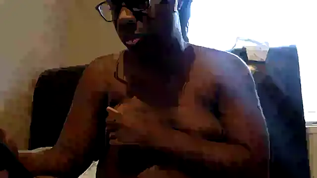 Snapshot of blacksexybeauty31 chatting on March 2025 01:43:02 PM blacksexybeauty31 online show from March 2025 01:43:02 PM