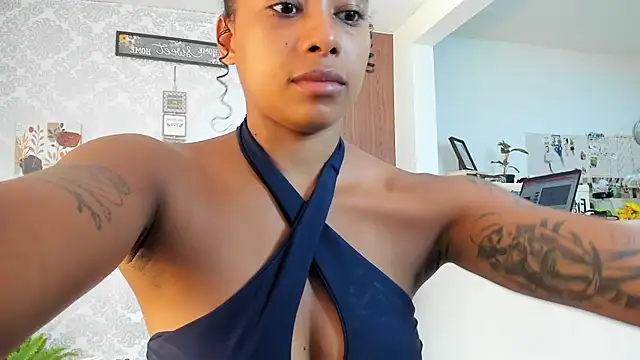 kelly thomson online show from September 2025 02:32:01 PM