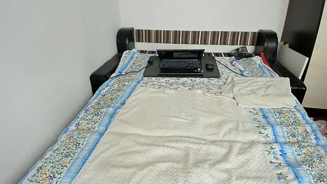 sweet-tinqerbell online show from October 2025 10:35:02 AM