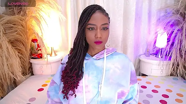 Snapshot of EmmySweett chatting on February 2025 03:15:01 AM EmmySweett online show from February 2025 03:15:01 AM