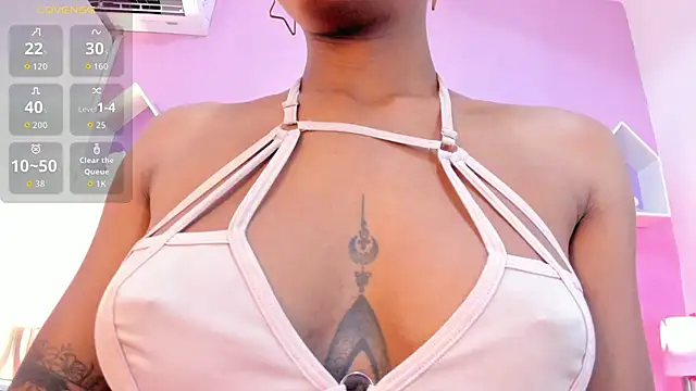 Snapshot of EmmySweett chatting on September 2025 08:31:01 PM EmmySweett online show from September 2025 08:31:01 PM