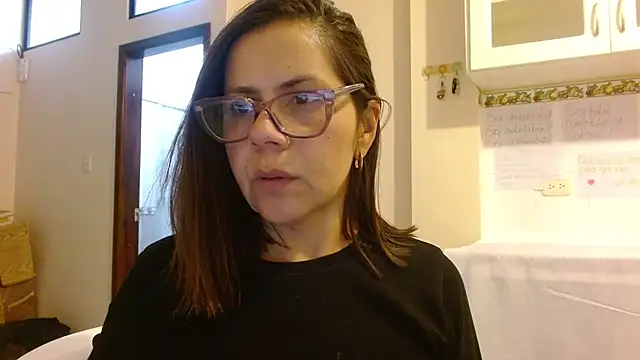 Snapshot of Sara_Brandon chatting on September 2025 12:55:01 AM Sara Brandon online show from September 2025 12:55:01 AM