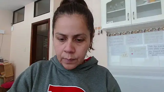 Snapshot of Sara_Brandon chatting on September 2025 04:31:02 PM Sara Brandon online show from September 2025 04:31:02 PM