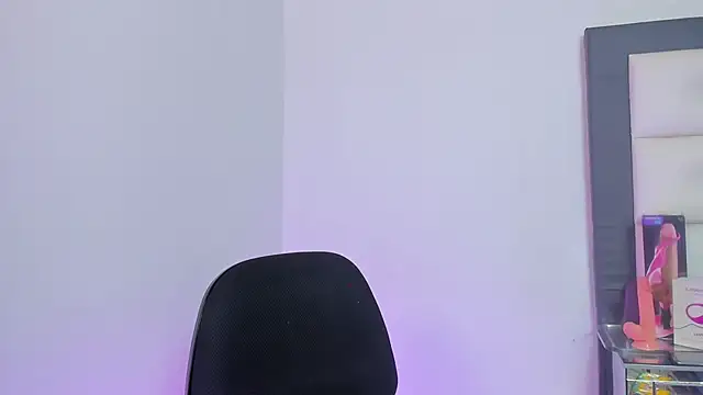 SammyGirlTS online show from February 2025 07:34:01 AM