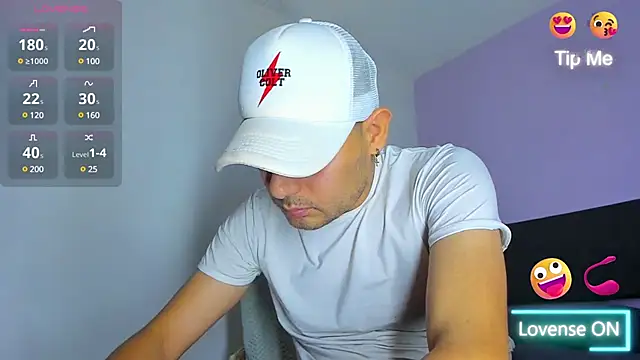 jhonyalzate2 online show from December 2024 02:20:01 AM