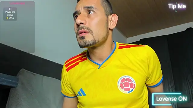 Snapshot of jhonyalzate2 chatting on July 2026 12:02:01 AM jhonyalzate2 online show from July 2026 12:02:01 AM