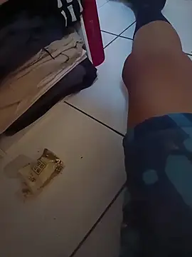 MrRight90 online show from April 2026 11:40:02 PM