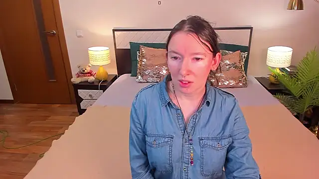 CatherineWalls online show from May 2026 04:18:02 AM