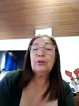 Vicky Rosse online show from December 2024 07:03:02 PM