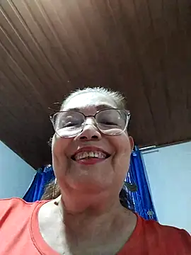 Vicky Rosse online show from November 2025 07:47:02 PM