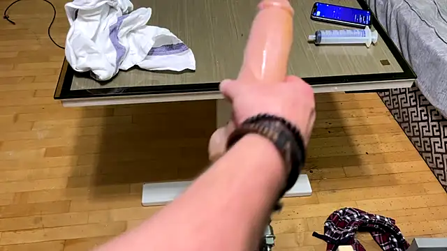 OndruSuk online show from September 2025 06:24:02 PM