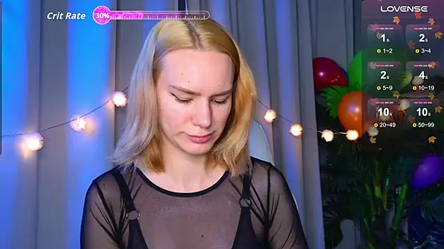 Snapshot of Ramona___ chatting on November 2025 06:03:02 AM Ramona online show from November 2025 06:03:02 AM