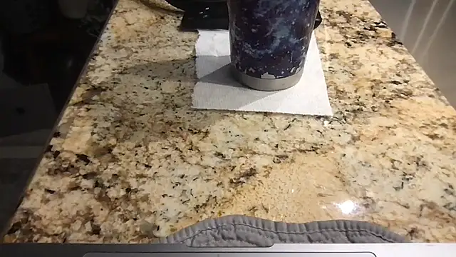 BigGuyMuscle online show from November 2025 12:36:01 AM