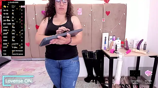 Zaly mature online show from October 2025 12:08:02 AM