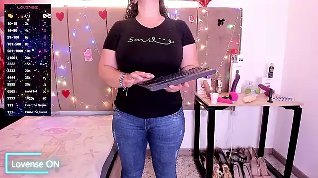 Zaly mature online show from January 2026 10:12:02 PM