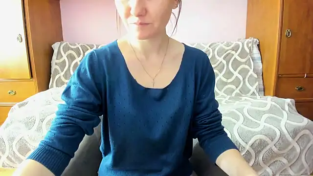 HolmesAriana online show from January 2025 04:30:02 PM