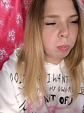 Zuli Kiska online show from October 2025 11:18:02 AM