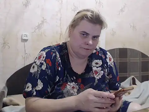 Ameliabusty online show from January 2025 02:02:02 PM