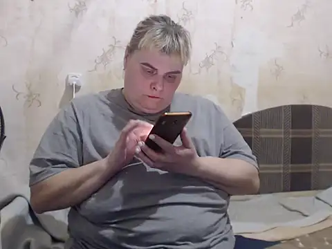 Ameliabusty online show from February 2025 04:48:02 PM