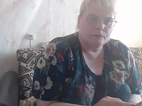 Ameliabusty online show from September 2025 12:49:02 PM