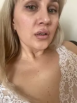 YourBlondee online show from March 2025 07:13:02 AM