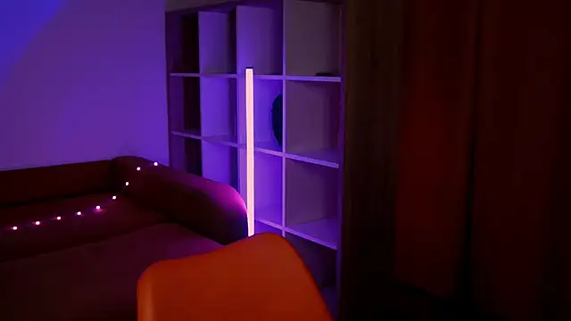 ItsAlisia online show from October 2025 05:39:01 AM