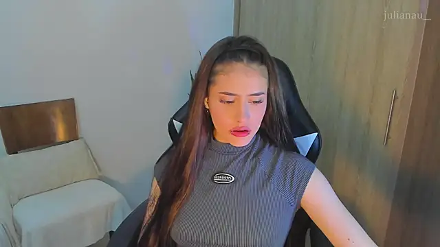 iriswest  online show from December 2024 02:30:02 AM