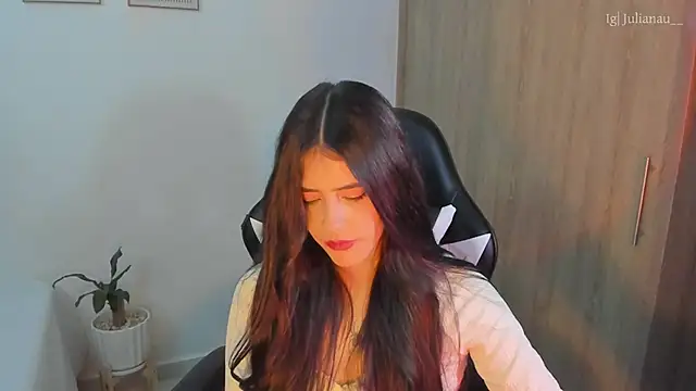 iriswest  online show from February 2025 10:37:02 PM