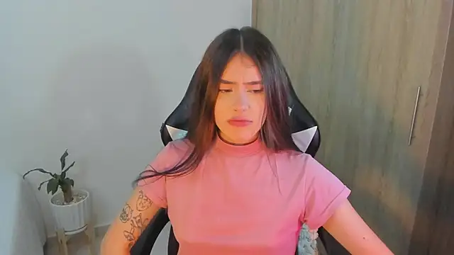 iriswest  online show from February 2025 11:21:02 PM