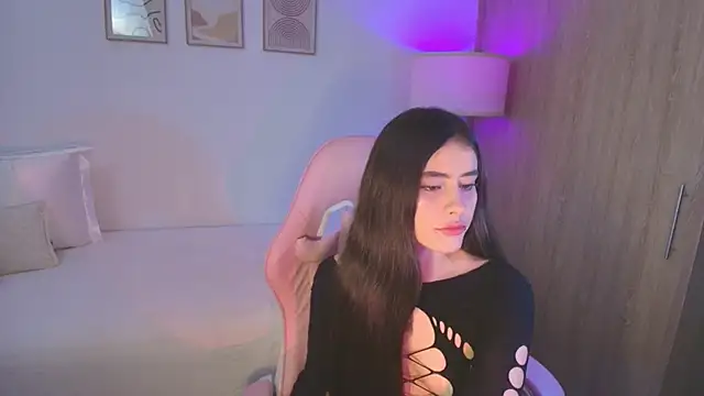 iriswest  online show from October 2025 12:19:02 AM