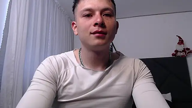 MathewCollin online show from December 2024 01:21:01 PM