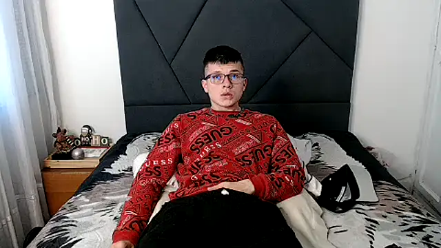 MathewCollin online show from February 2025 01:30:02 PM