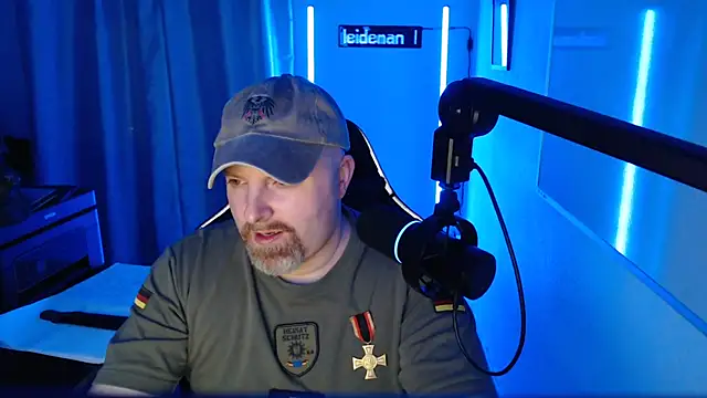 DerPornoPete online show from September 2025 09:37:01 PM