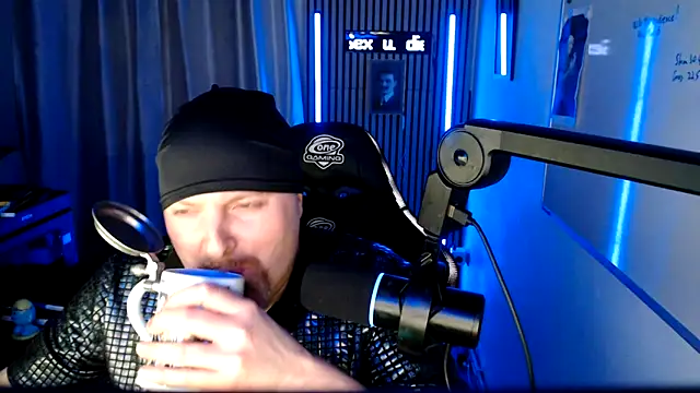 DerPornoPete online show from April 2026 12:08:01 AM