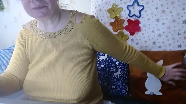 QueenLana online show from December 2025 07:28:02 AM