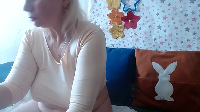 QueenLana online show from March 2026 08:26:33 AM