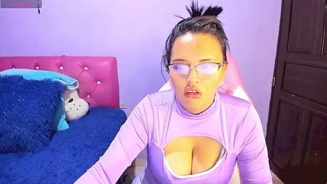 crissn0707 online show from February 2025 11:55:02 PM